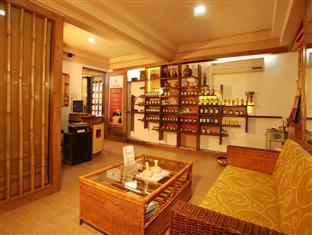 O2 Wellness Club Hotell Pune Exteriör bild